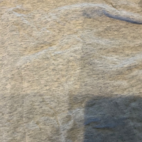 Lululemon Back in action Short Sleeve Shirt in , size4, worn twice, msrp$58 - Picture 3 of 5